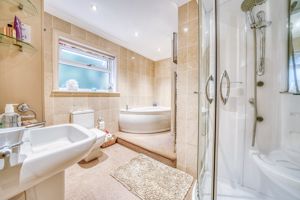 Photo 25- click for photo gallery